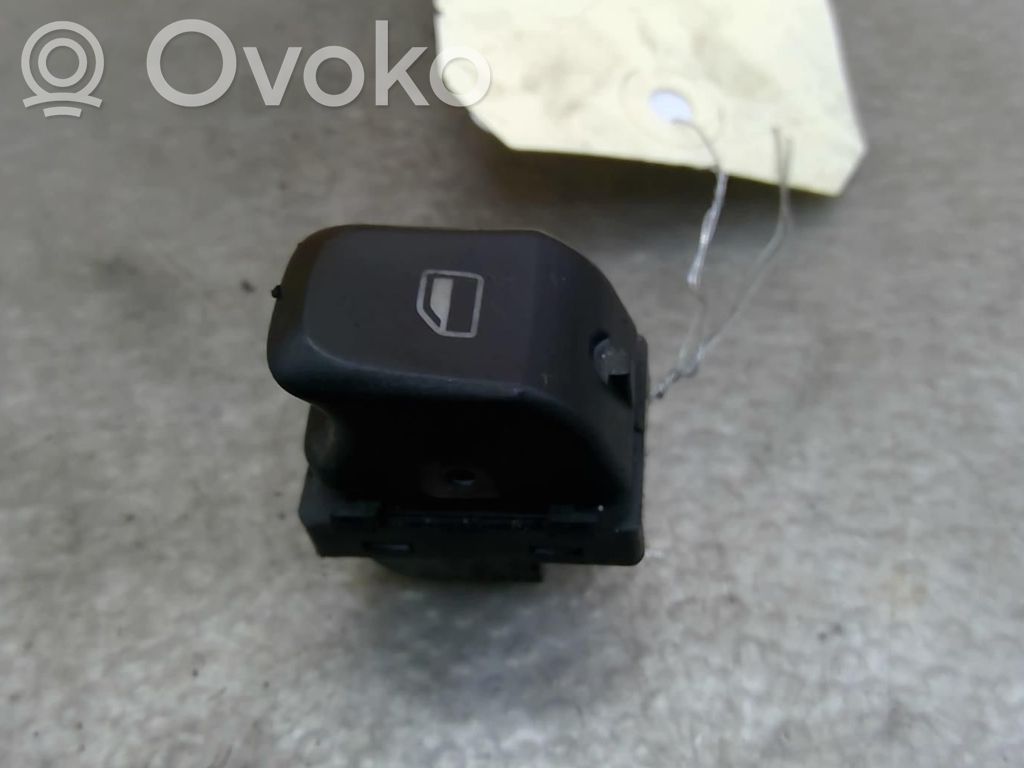 Interruptor del elevalunas eléctrico   8K0959855AV10