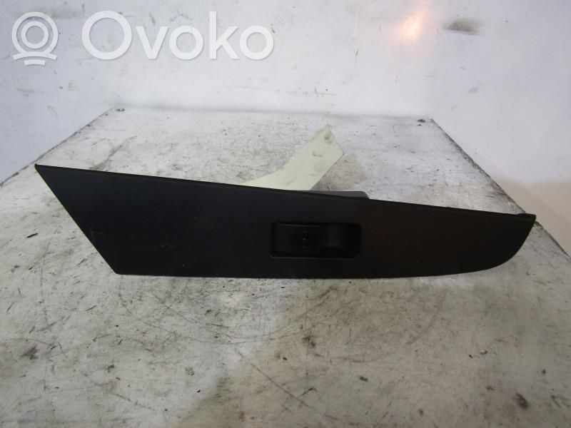 Electric window control switch   BP4L66380