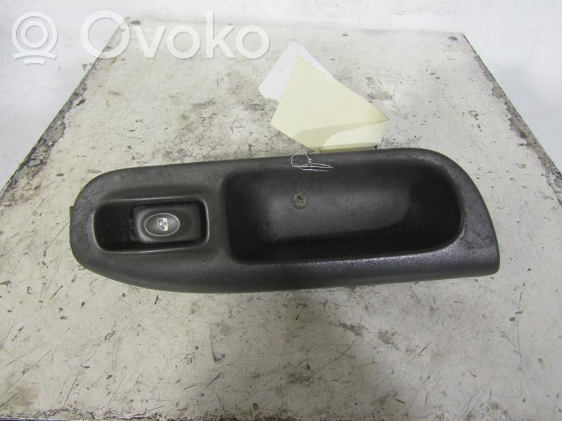 Renault Scenic I Electric window control switch 