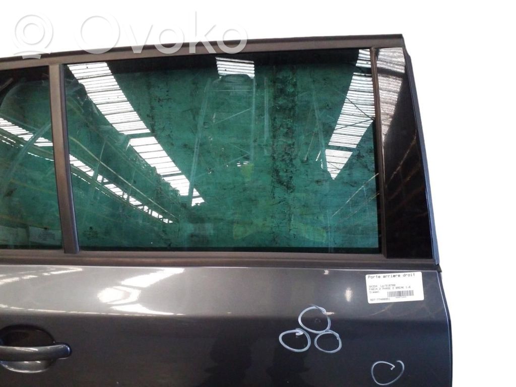 Puerta trasera   5J9833056