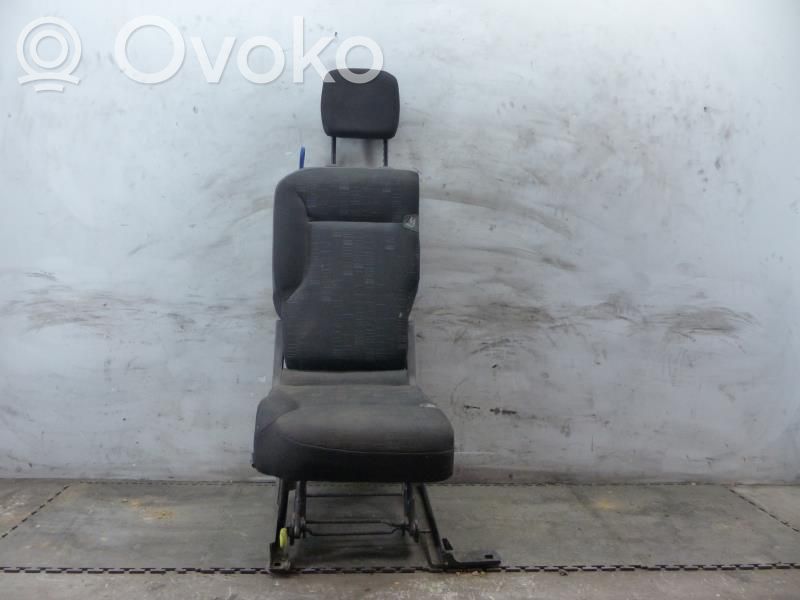 Citroen Berlingo Etumatkustajan istuin 