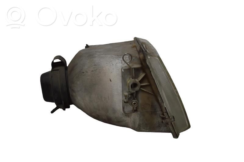 Peugeot 309 Lampa przednia 