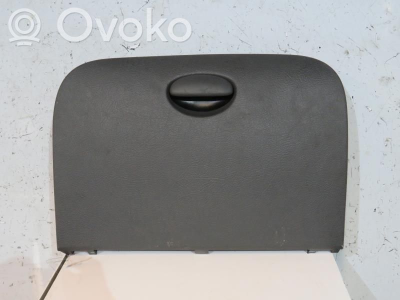 Glove box set   8226JT