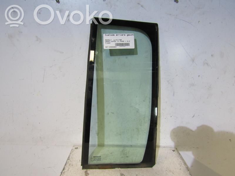 Rear side window   8200368914