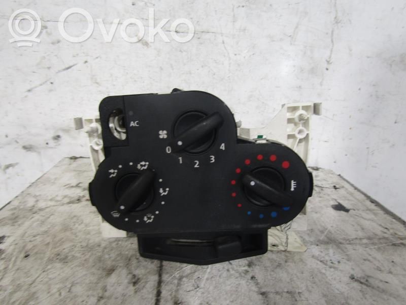 Dacia Logan I Climate control unit 