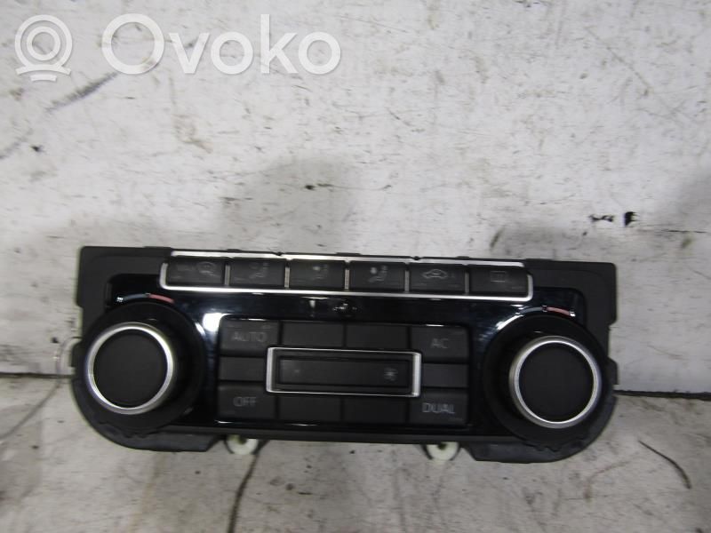 Volkswagen Golf VI Unitate control climatizare 