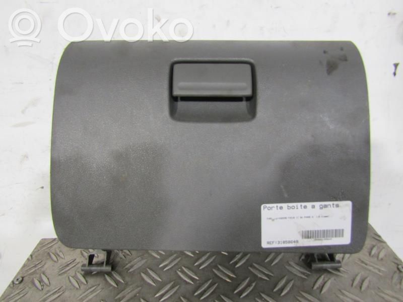 Ford Focus Glove box set 