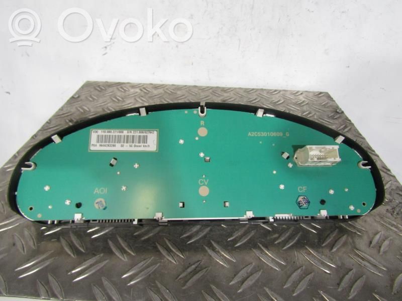Speedometer (instrument cluster)   610386