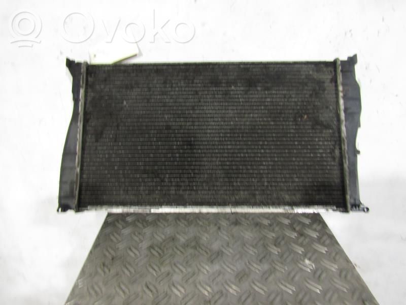 Aušinimo skysčio radiatorius   17117790297,BW2293