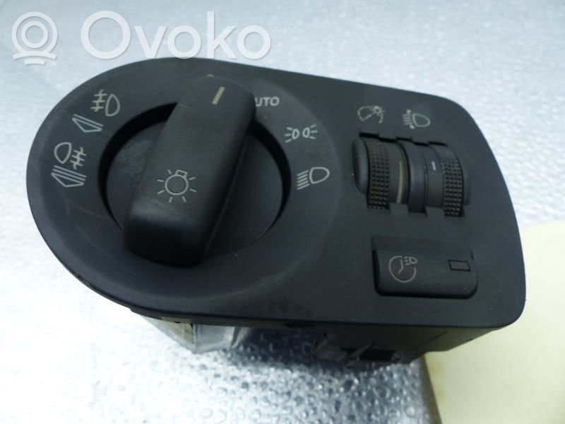 Audi A3 S3 A3 Sportback 8P Palanca de intermitentes 