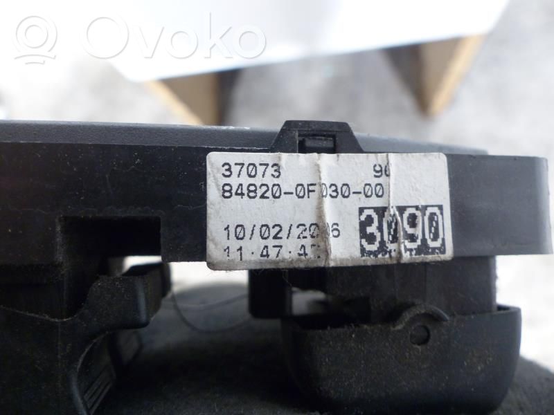 Toyota Corolla Verso E121 Interrupteur commade lève-vitre 