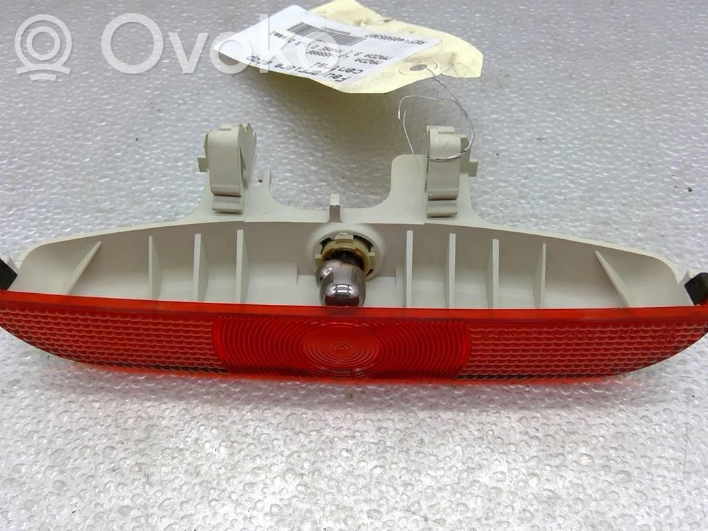 Mazda 3 I Third/center stoplight 