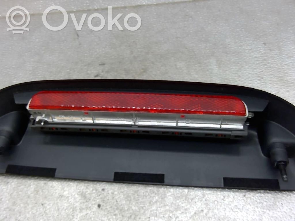 Citroen Nemo Third/center stoplight 