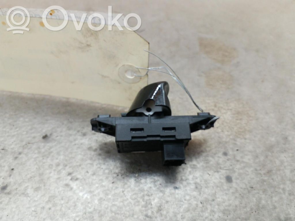 Electric window control switch   735627592