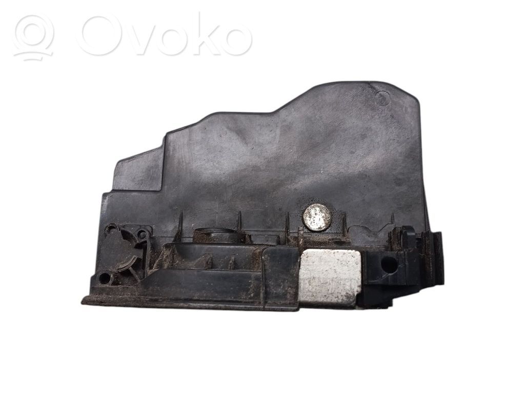 Front door lock   51215A36E28