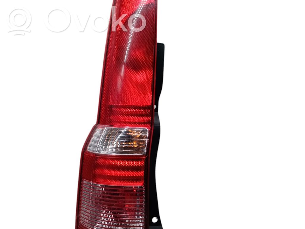 Fiat Panda II Lampă spate în caroserie 