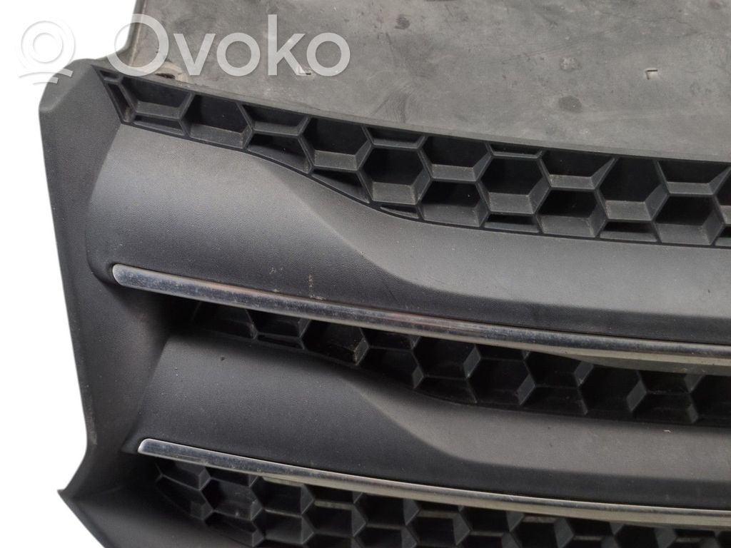 Dacia Sandero Kühlergrill 