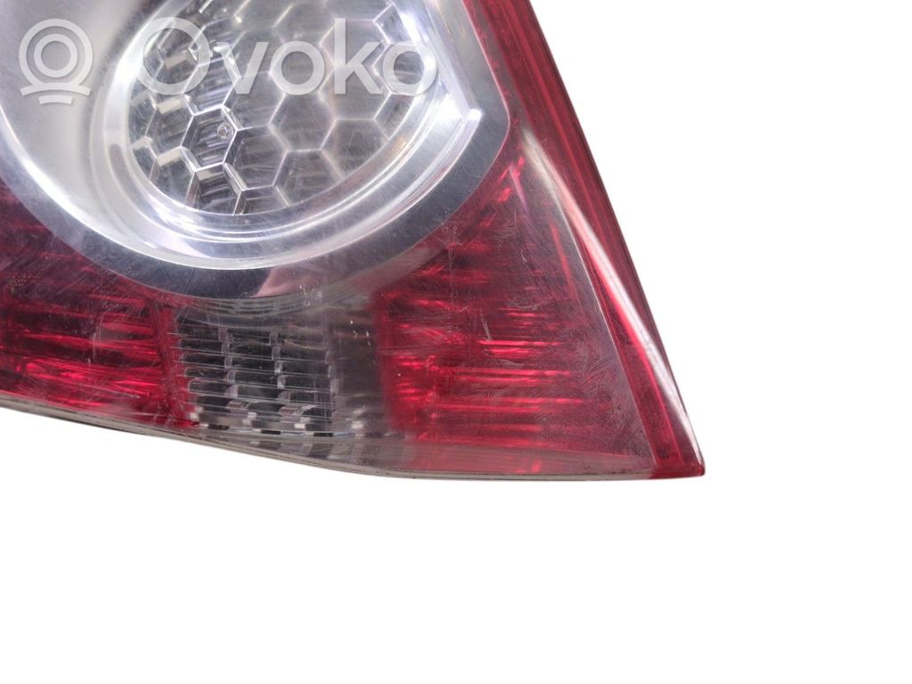 Ford Kuga I Lampy tylnej klapy bagażnika 