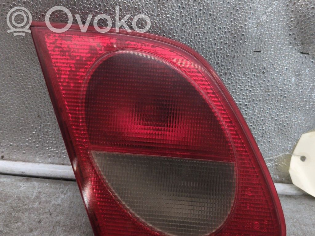 Mercedes-Benz E W210 Luci posteriori del portellone del bagagliaio 
