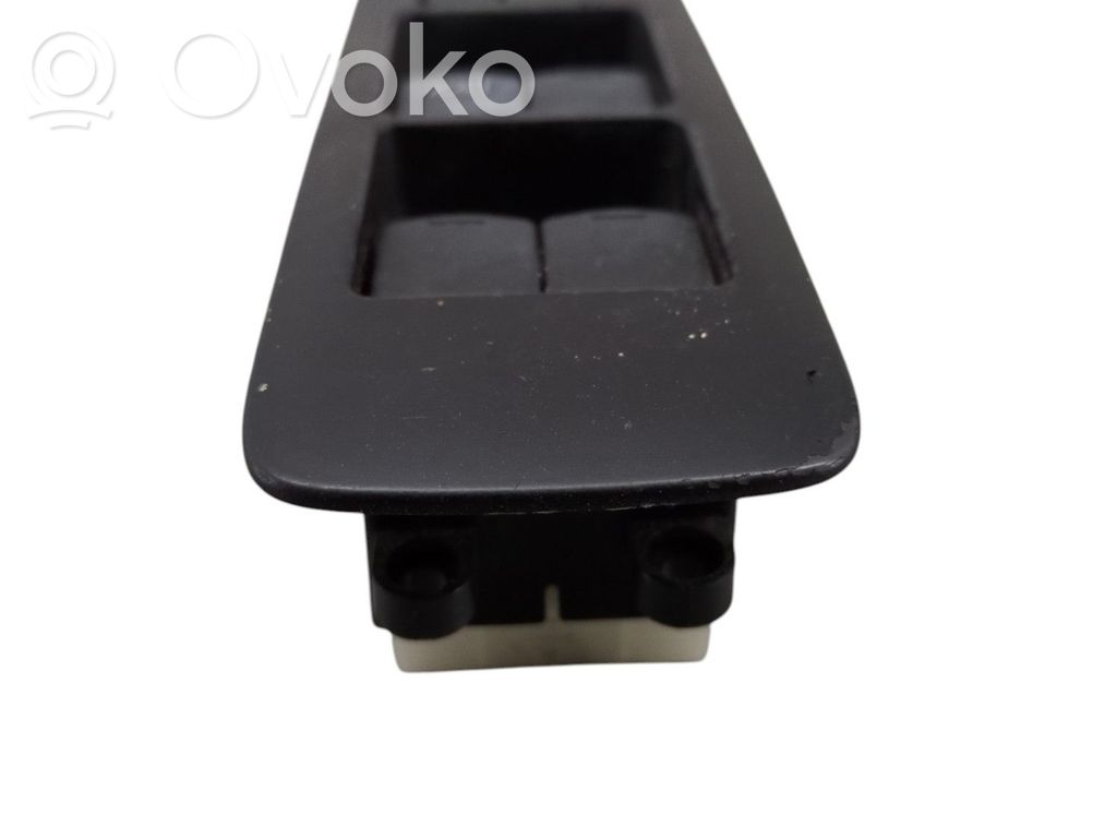 Nissan Qashqai Interruptor del elevalunas eléctrico 
