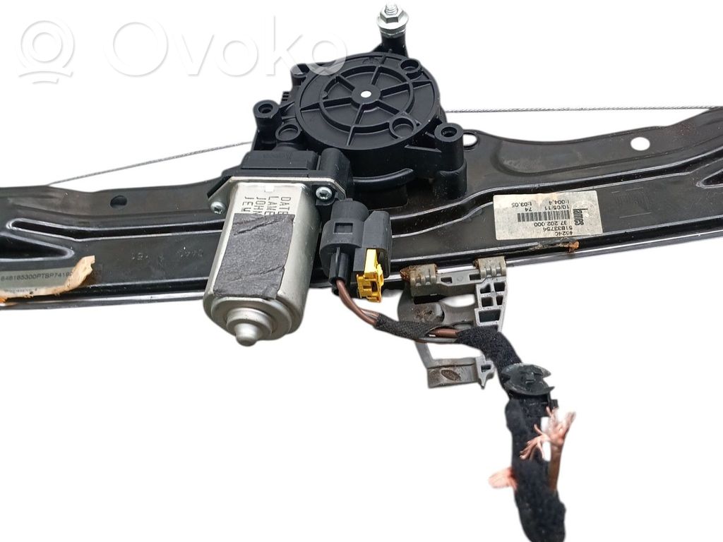 Front door window regulator with motor   52096802