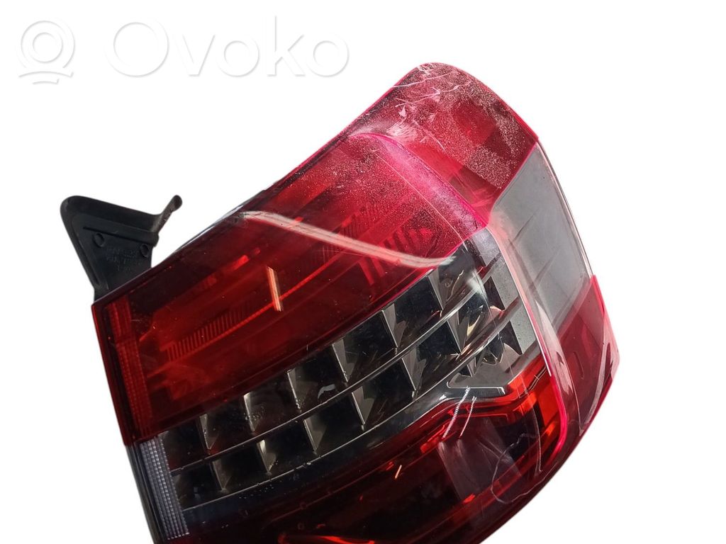 Rear/tail lights   00006351LS