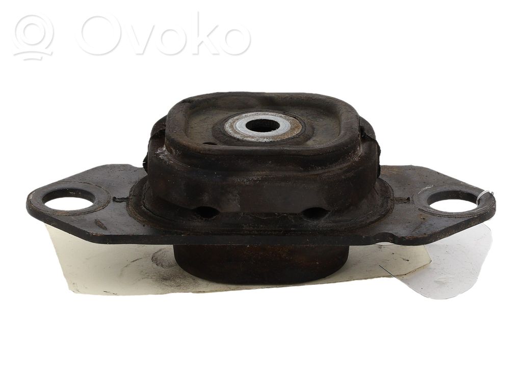 Nissan Micra Engine mount bracket 