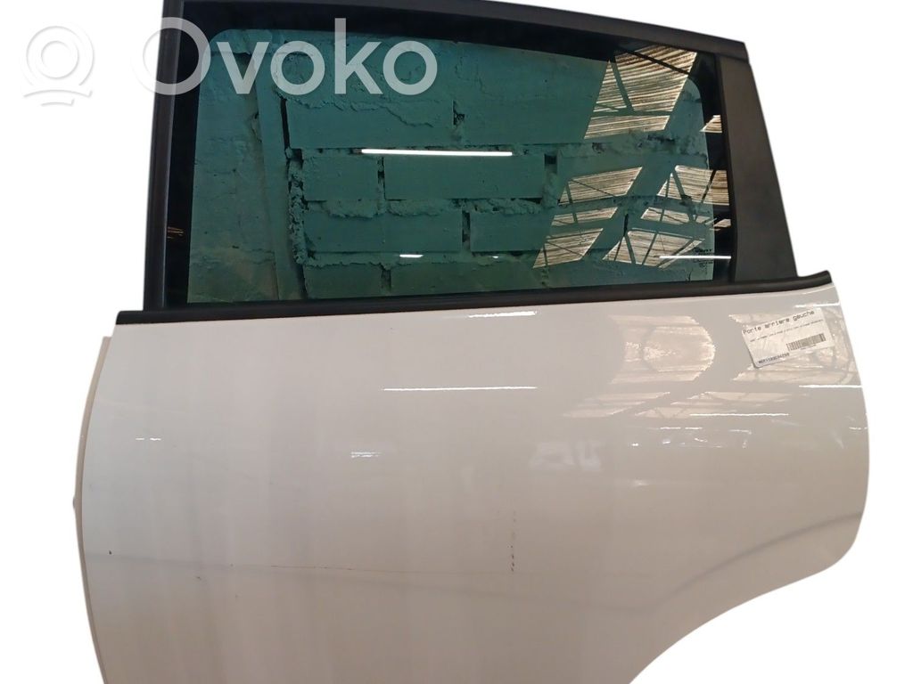 Takaovi   1P0833055