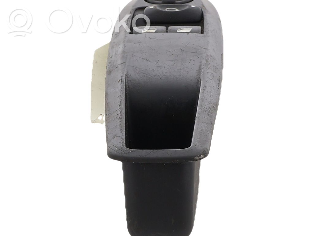 Electric window control switch   00006490JW