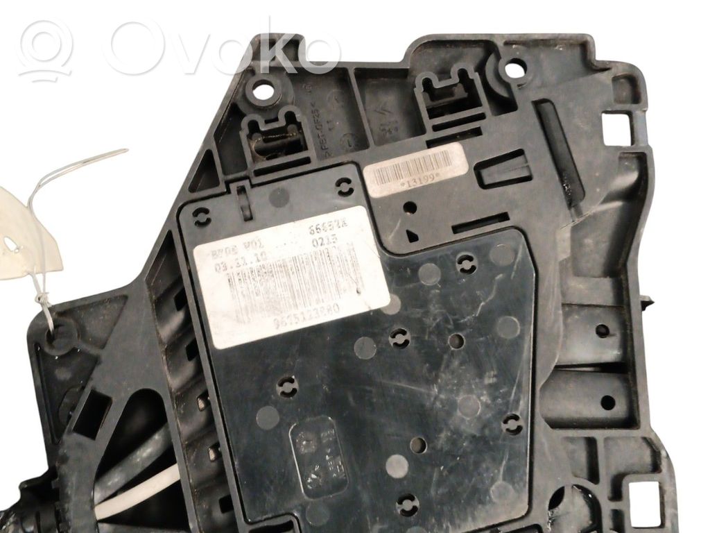 Fuse box set   9675123880