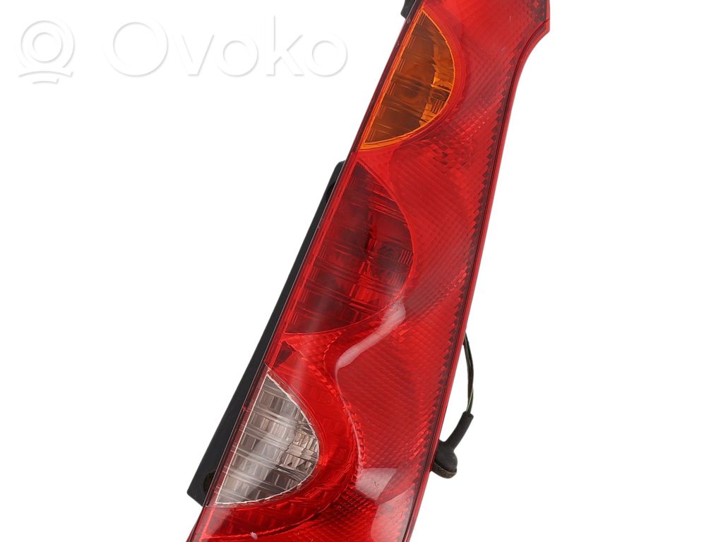 Nissan Note (E11) Luci posteriori