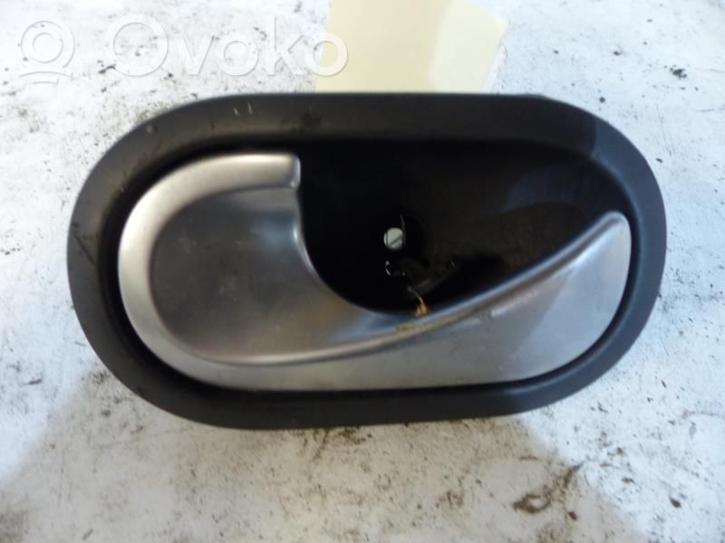 Renault Megane II Manecilla interna puerta trasera 