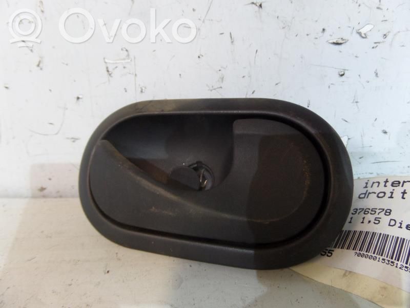 Rear door interior handle   8200310580
