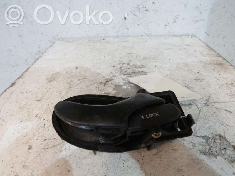 Ford Focus Manecilla interna puerta delantera 