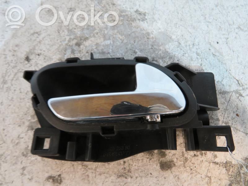 Manecilla interna puerta delantera   9144C8