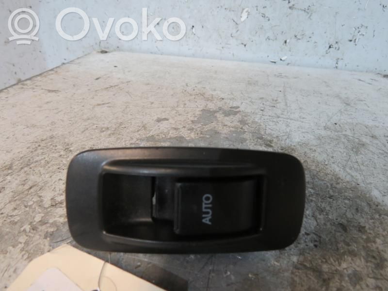 Electric window control switch   8481002041