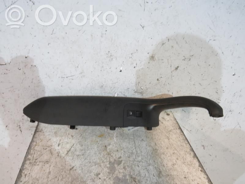 Audi A4 S4 B6 8E 8H Electric window control switch 
