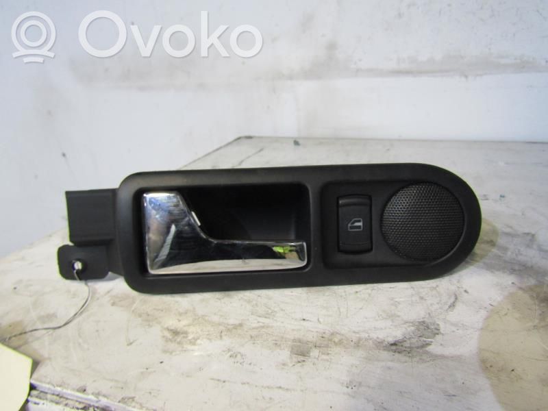 Volkswagen PASSAT B5.5 Manecilla interna puerta trasera 