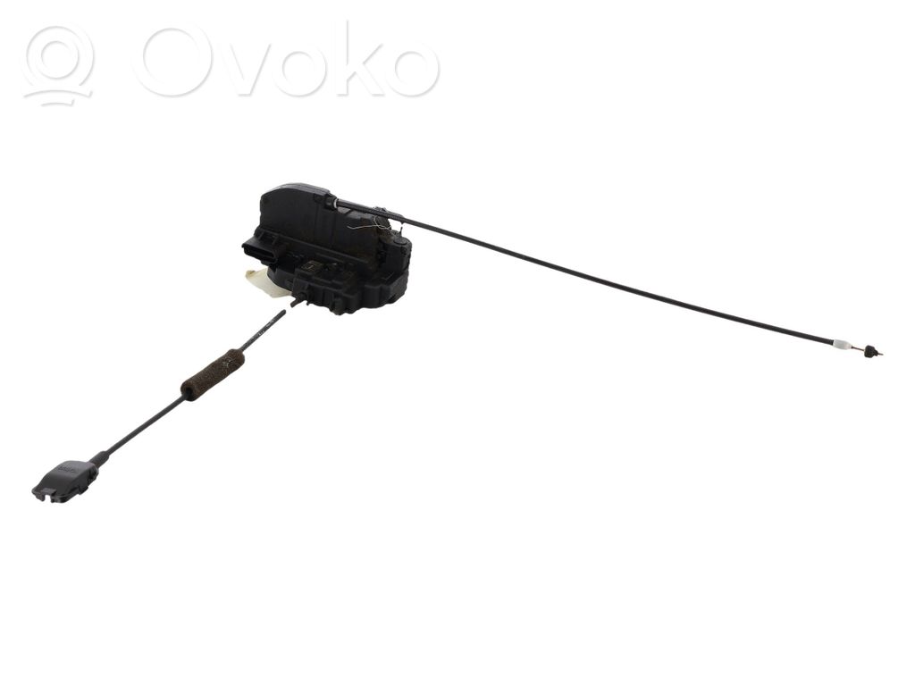 Nissan Micra Takaoven lukko