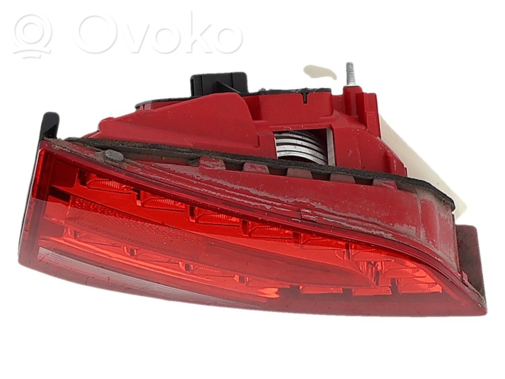 Audi A4 S4 B8 8K Lampy tylnej klapy bagażnika