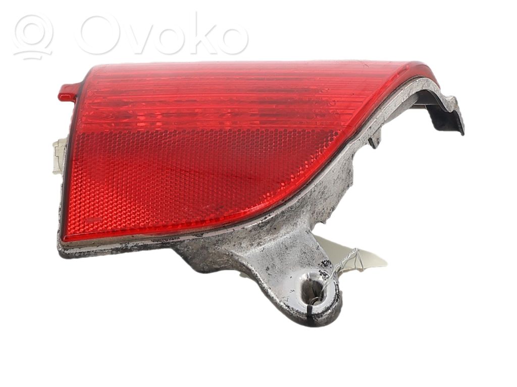 Peugeot 2008 I Luz del parachoques trasero