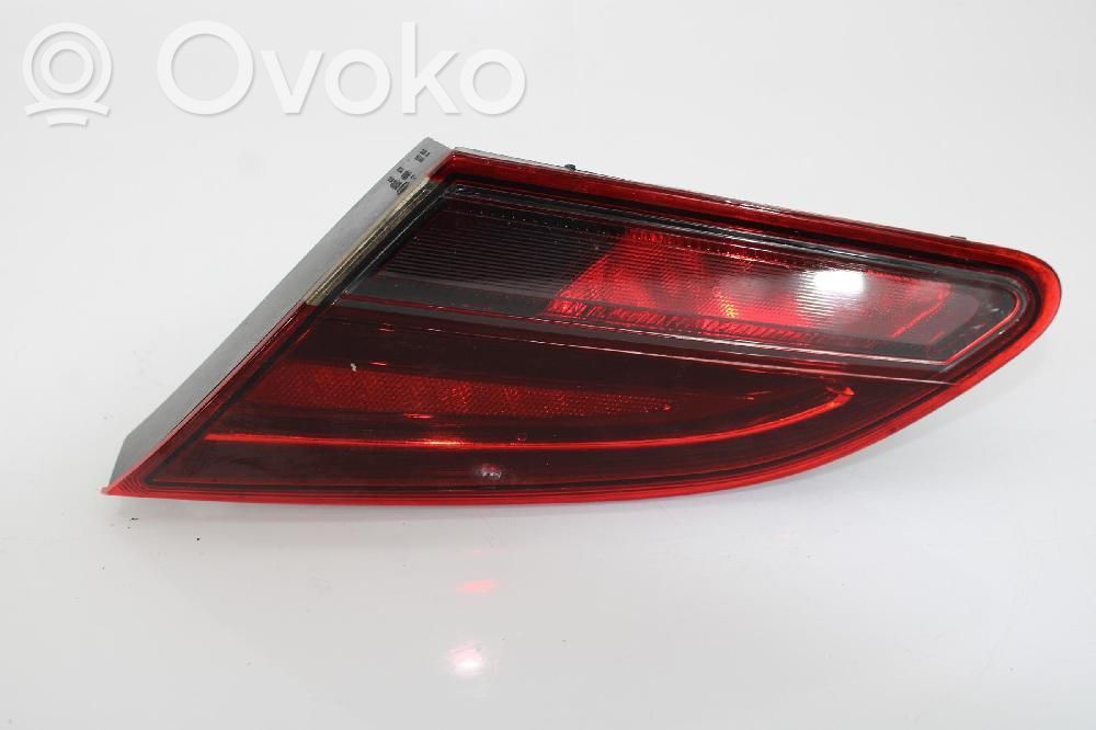 Opel Astra J Lampy tylnej klapy bagażnika 