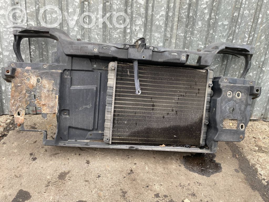 Seat Arosa Jäähdyttimen kehyksen suojapaneeli 