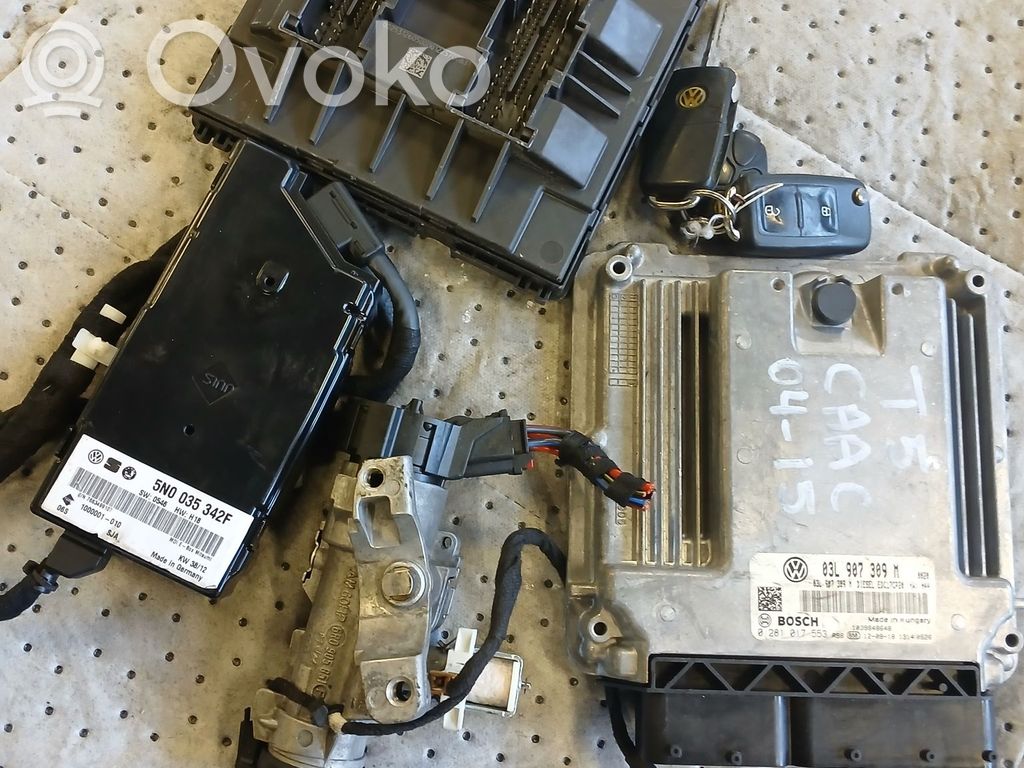 Volkswagen PASSAT CC Komputer / Sterownik ECU silnika 