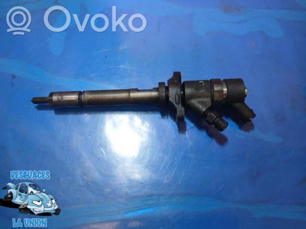 Inyector de combustible   892080