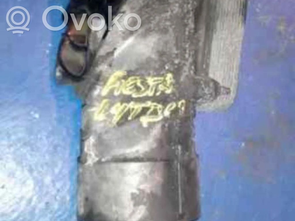 Engine oil radiator
