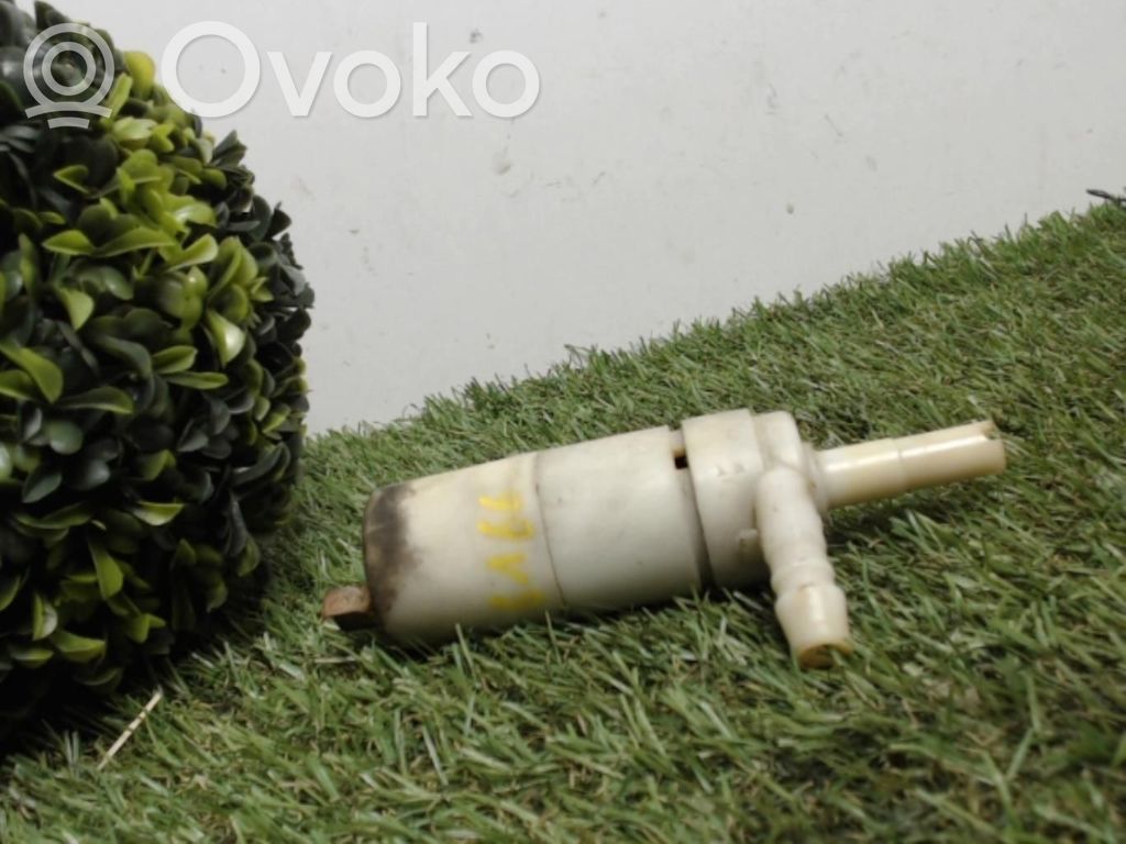 Windscreen/windshield washer pump