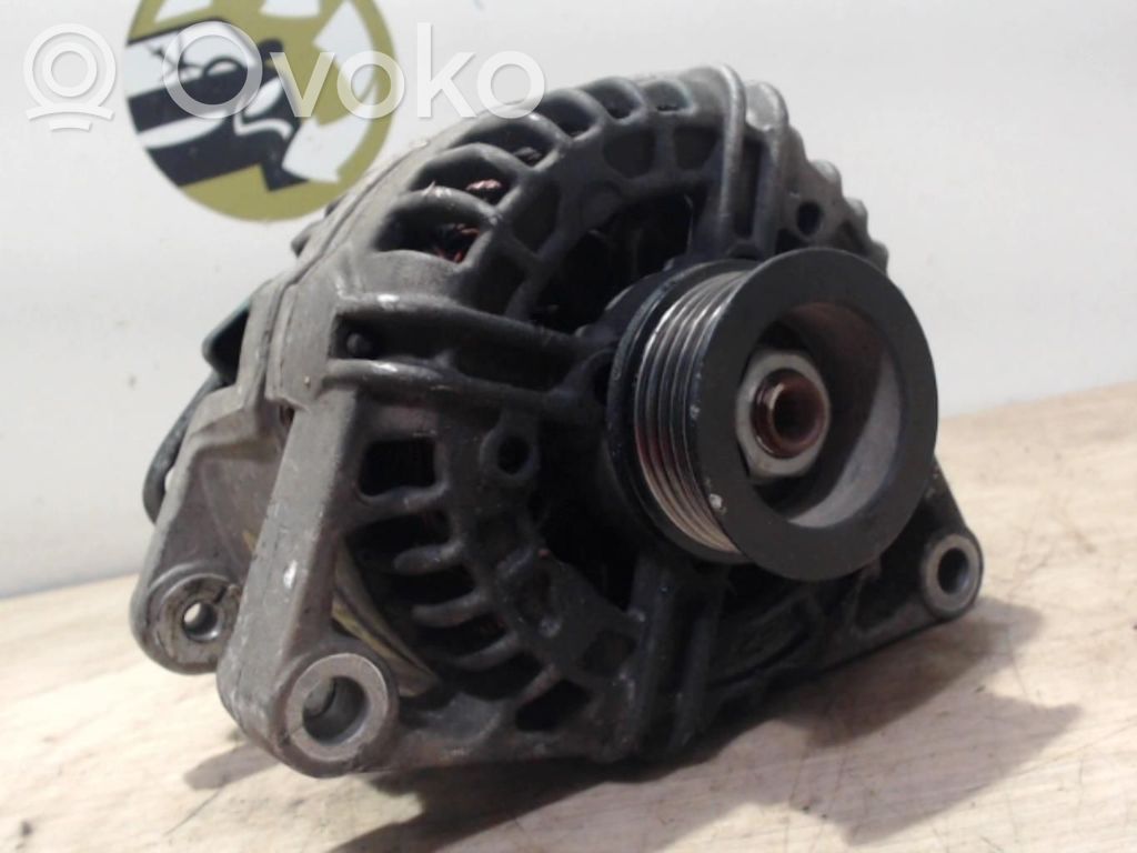Opel Astra G Generator/alternator 