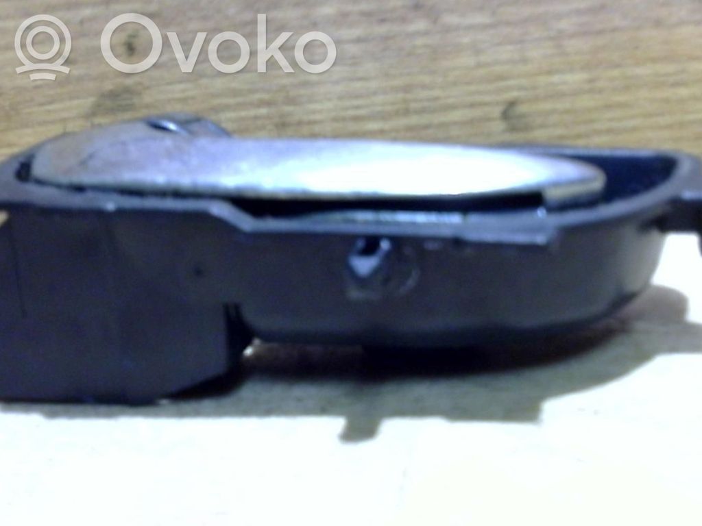 Toyota Yaris Klamka wewnętrzna drzwi przednich