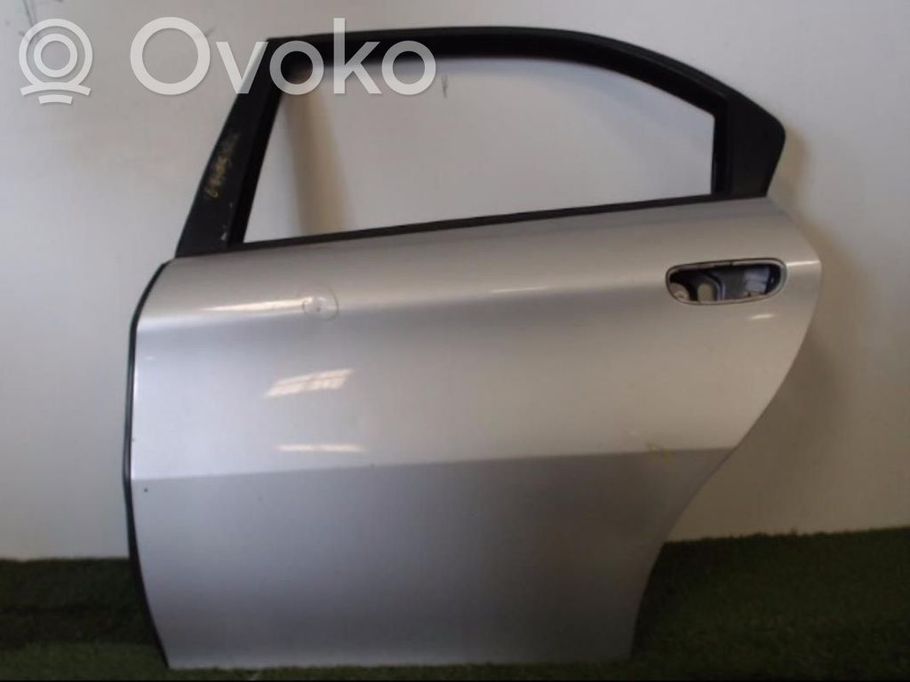 Alfa Romeo 166 Puerta trasera 